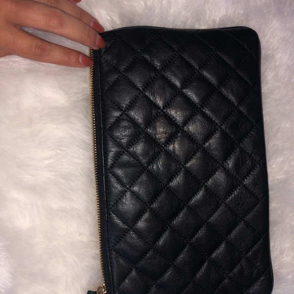 Micheal Kors studded leather clutch - Picture 5 of 5